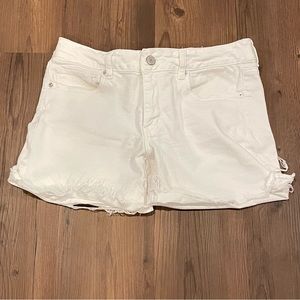 American eagle white rip off 5 inch Jean shorts